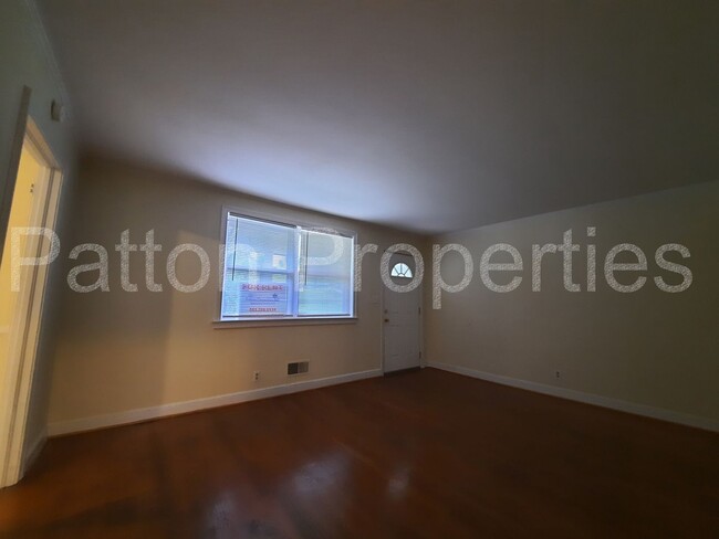 Foto del edificio - 3017-3019 Longleaf Road - Inside CoC - R13...