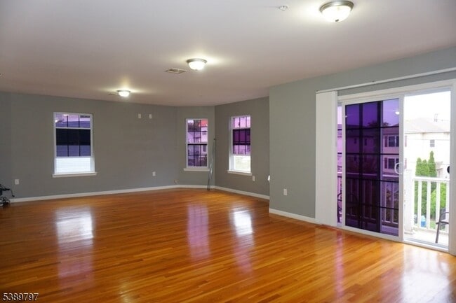 Photo - 492 Irvine Turner Blvd Apartment