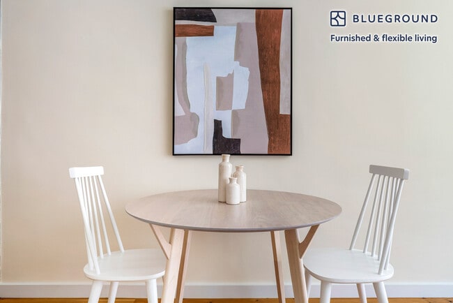 Building Photo - 279 E 44th St