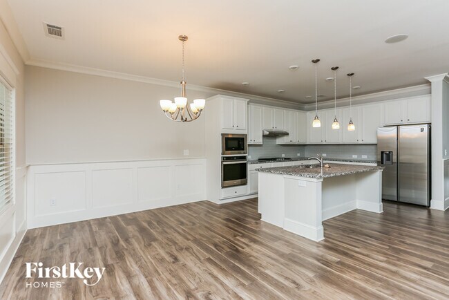 Building Photo - 4541 Banshire Cir