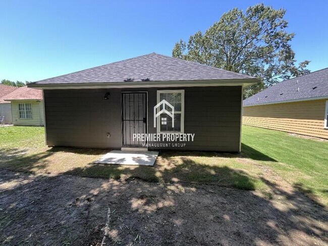 Foto del edificio - 3426 Rosecreek Cove