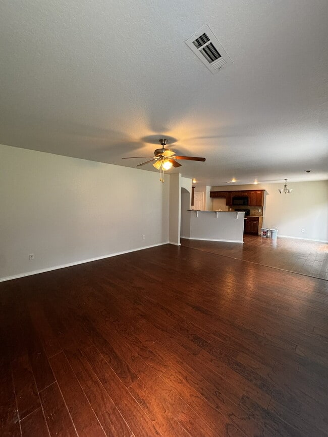 Photo - 11723 E Creek Ln Apartment