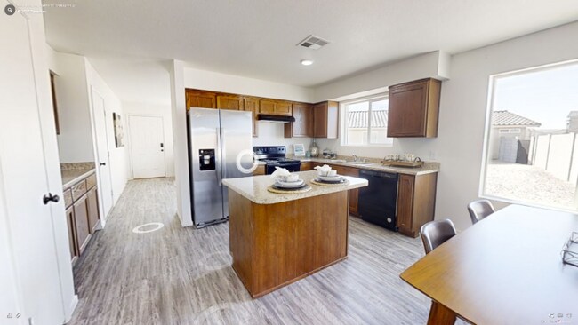 Foto del edificio - 7814 E 46th Ln