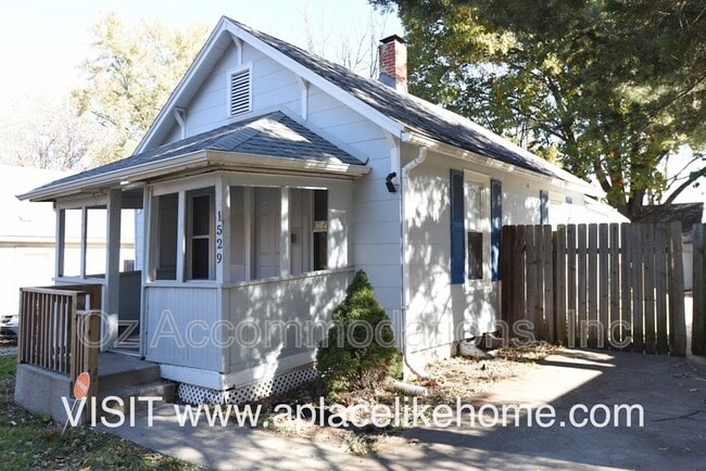 Building Photo - 1529 S Harvard Ave