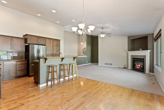 Building Photo - 1790 N Winchester St