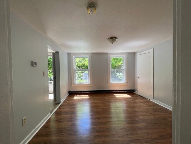 Building Photo - 93 Bellevue Ave