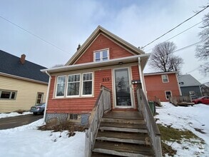Building Photo - 315 Myrtle St