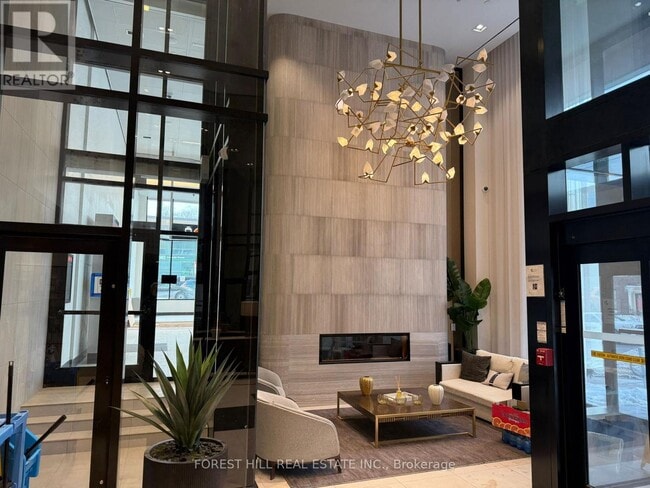 Building Photo - 2020 Bathurst St