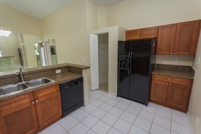 Foto del edificio - 1333 E Glen Oak Rd