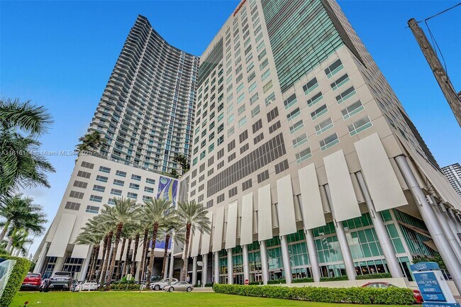 Foto del edificio - 185 SW 7th St