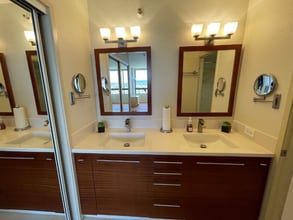 Building Photo - 2499 Kapiolani Blvd