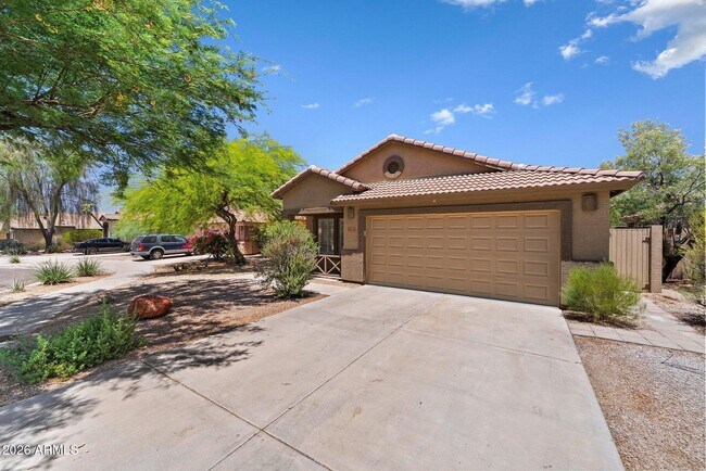 Building Photo - 17534 W Coyote Trail Dr