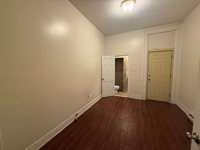 Foto del edificio - 1819 W Oxford St