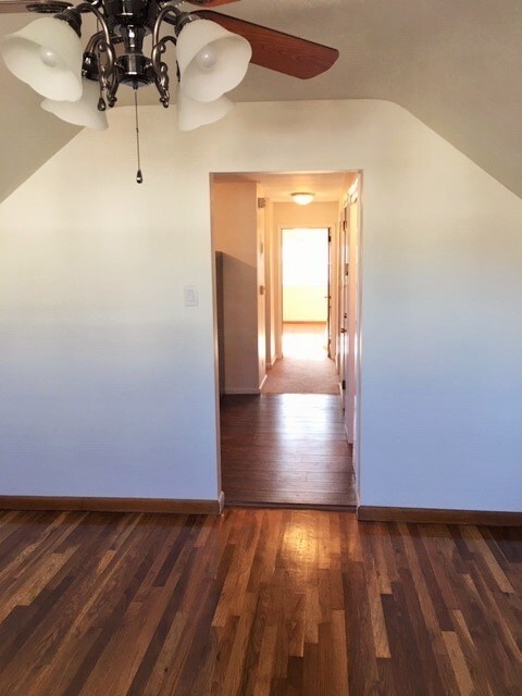 Foto del edificio - 100 Evergreen St