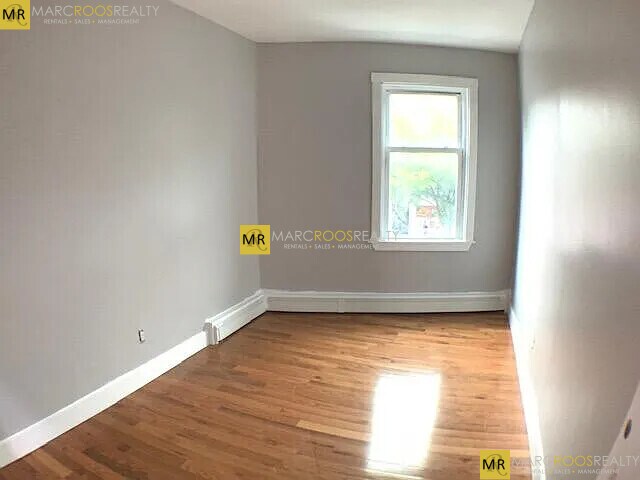 Foto del edificio - 3103 Washington St