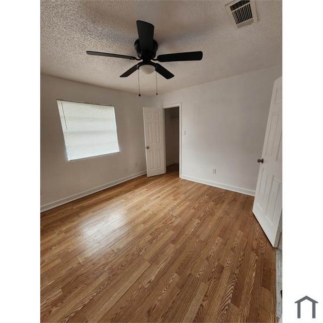 Building Photo - 6825 E Coronet Ct