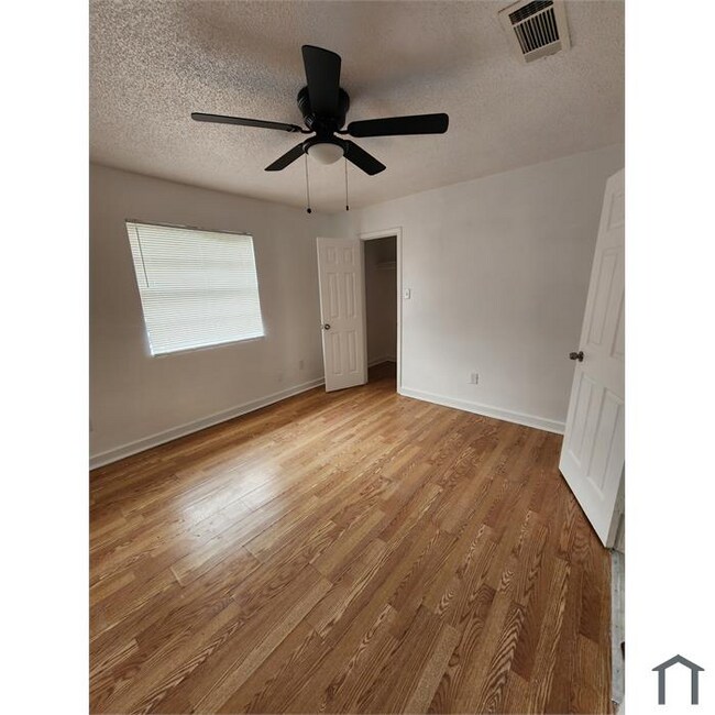 Foto del edificio - 6825 E Coronet Ct