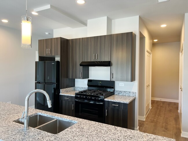 Building Photo - 3210 S Archer Ave