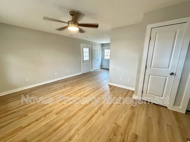 Foto del edificio - 427 Old Newnan Rd