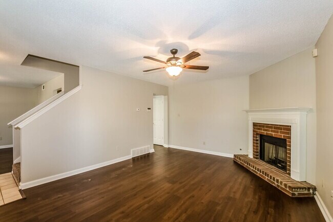 Building Photo - 1812 Black Bear Cir E