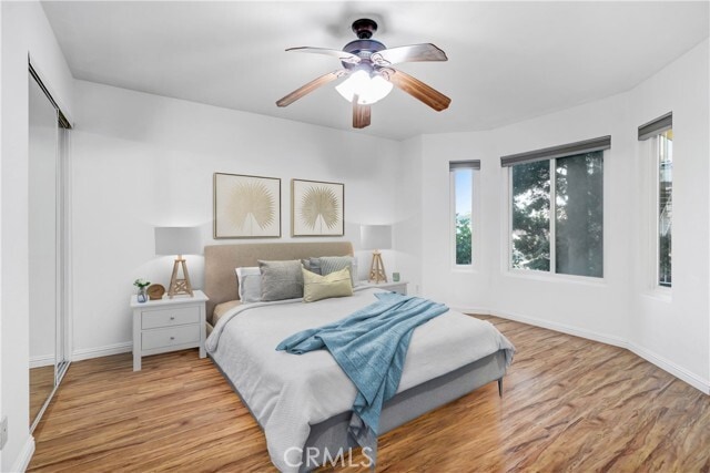 Building Photo - 1637 E 5th St