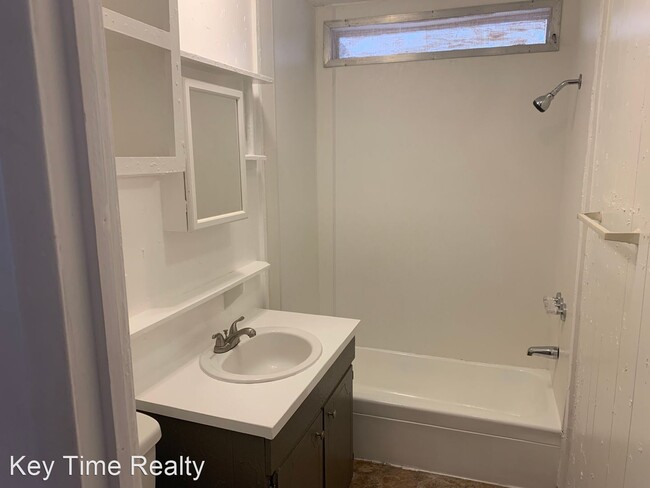 Building Photo - 2 br, 2 bath House - 596 Malibu Cr