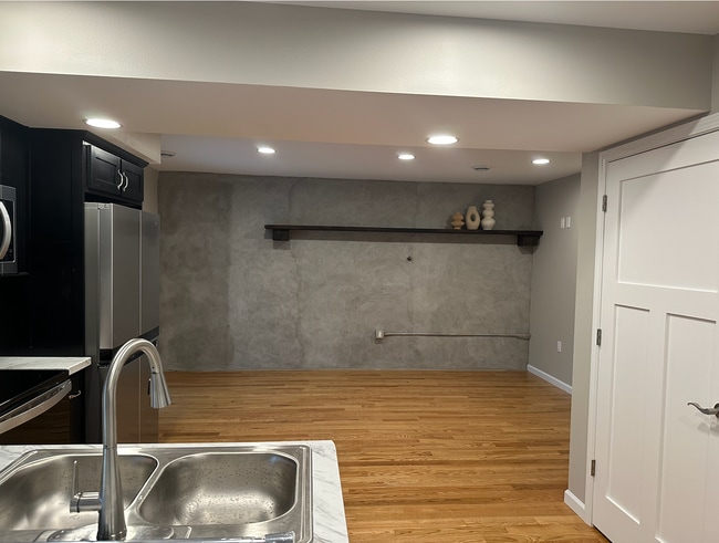 Building Photo - 201 2nd Ave SW