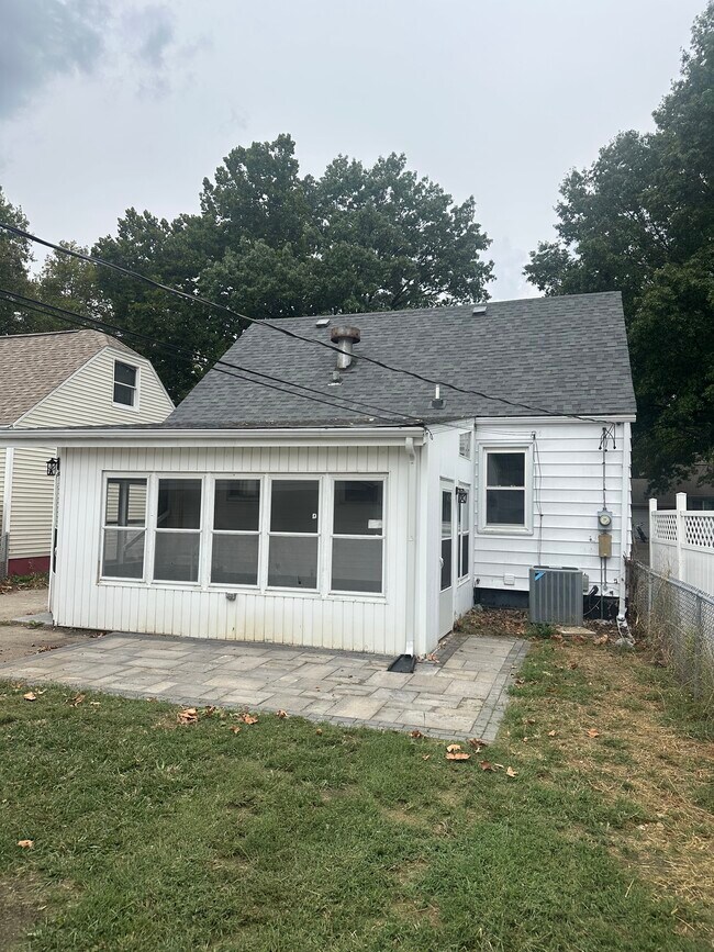 Foto del edificio - 2052 N 20th St