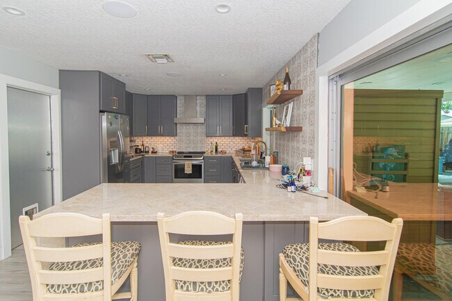 Foto del edificio - 3251 NW 65th St