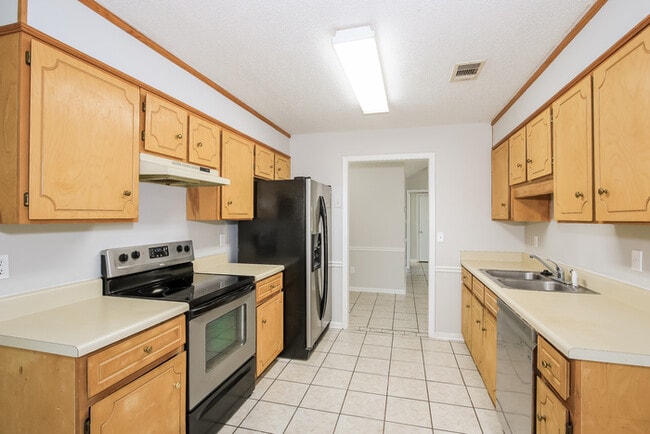 Foto del edificio - 3422 Nance Blvd