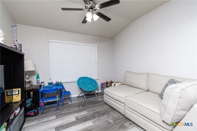 Building Photo - 705 Rowdy Dr