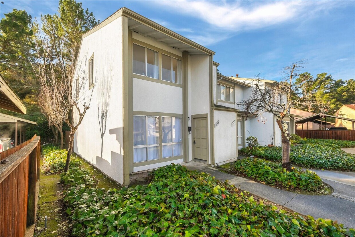 1246 Marionola Way, Pinole, CA 94564 Townhome Rentals in Pinole CA