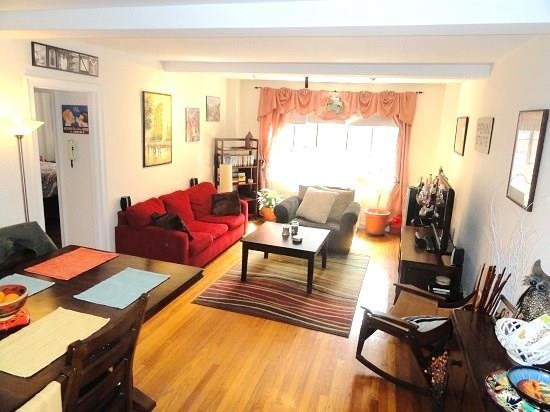 Primary Photo - 324 East 41st Street