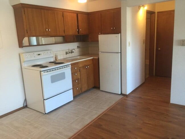 Building Photo - 1 bedroom in Seattle WA 98119