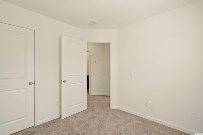 Foto del edificio - 300 Cherwell ct