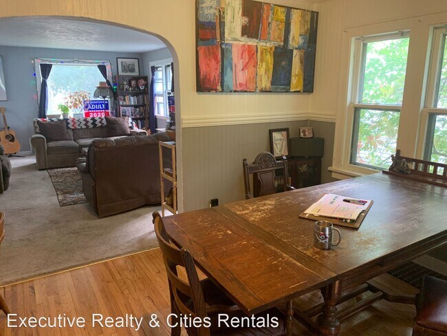 Foto del edificio - 2 br, 1 bath House - 909 Gorman Ave