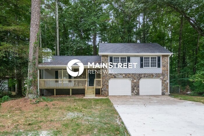 Foto principal - 3 Bedroom Pet-Friendly Home in Dallas, GA with Main Street Renewal