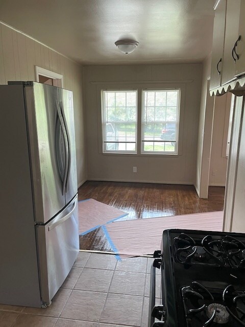 Dining Room - 534 E 49th Pl N