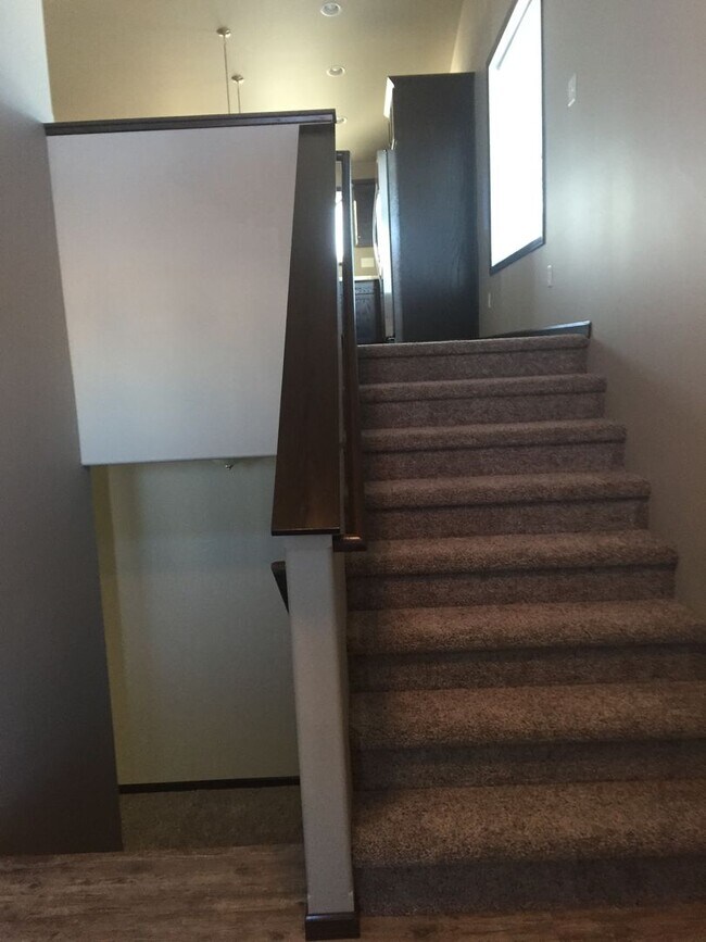 Foto del edificio - 4 Bed 3 Bath Single Family Home