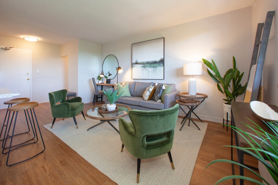 Harbourview Apartments Apartments 125 Forsythe St Oakville, ON