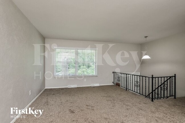 Building Photo - 11266 Briarstone Dr