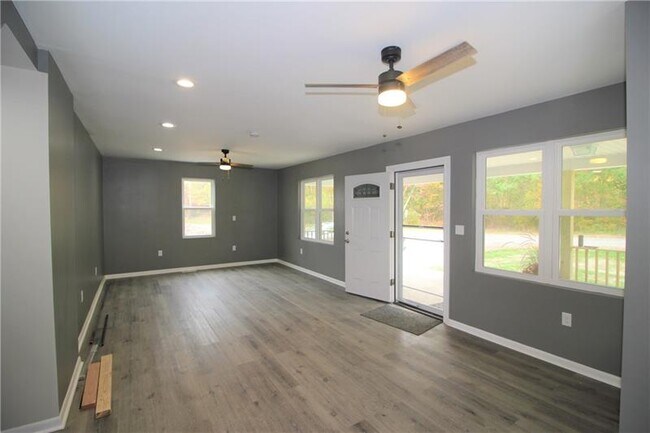Building Photo - 53 Monier Rd
