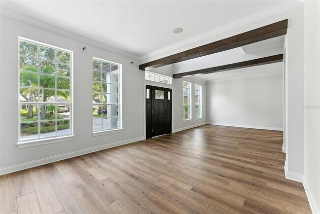 Foto del edificio - 8555 Bowden Way