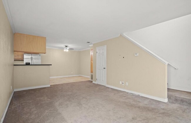 Foto del edificio - Remodeled Condo - 2 Story - Complex W/ Poo...