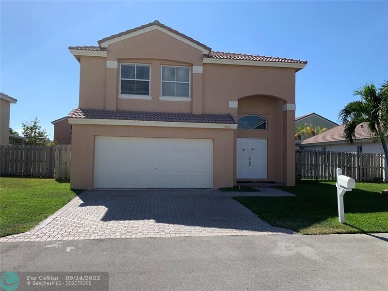 Primary Photo - 3401 Seabreeze Ln