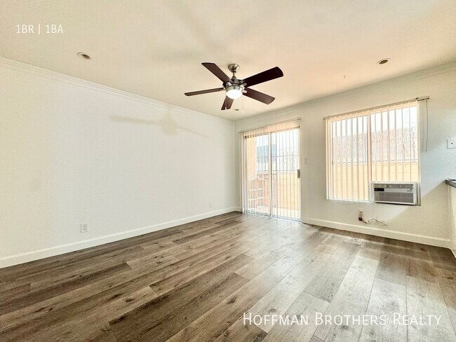 Foto del edificio - 4069 Oakwood Ave