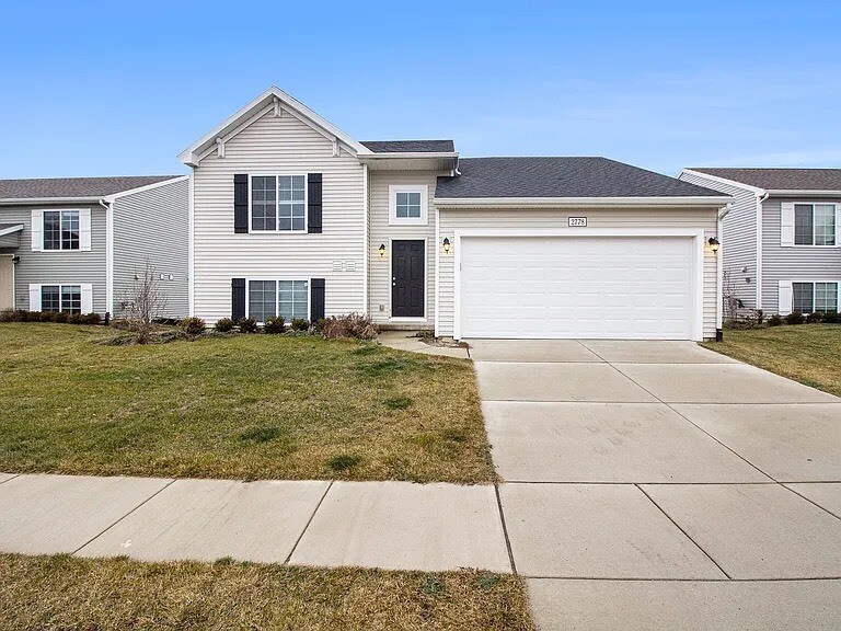 2778 Jordan River Dr, Fowlerville, MI 48836 Townhome Rentals in