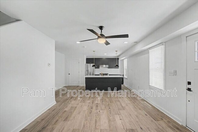 Building Photo - 201 A W 37th St