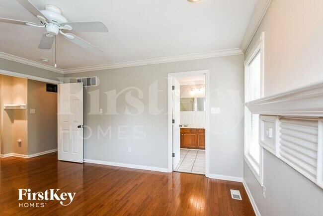 Foto del edificio - 1520 Fox Ridge Ct