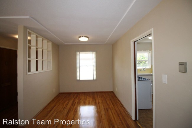 Building Photo - 3 br, 1 bath House - 79 J St.